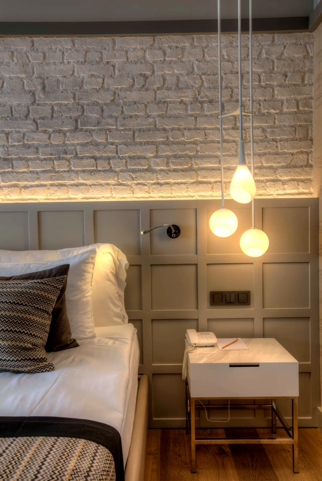 Cennet & Acanthus Barut — Komodin ve sarkıt aydınlatmalar