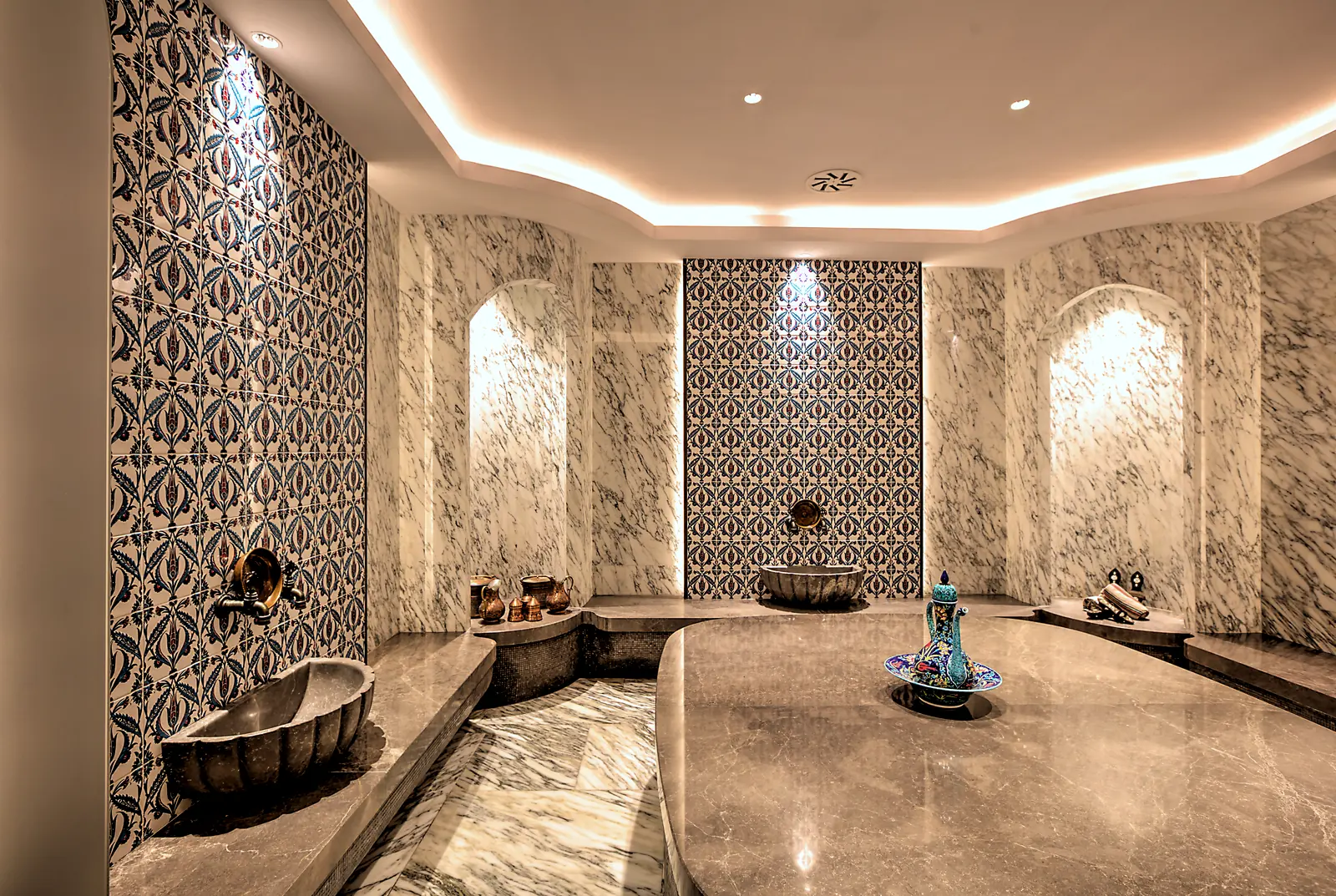 Four Seasons Hotels & Resorts