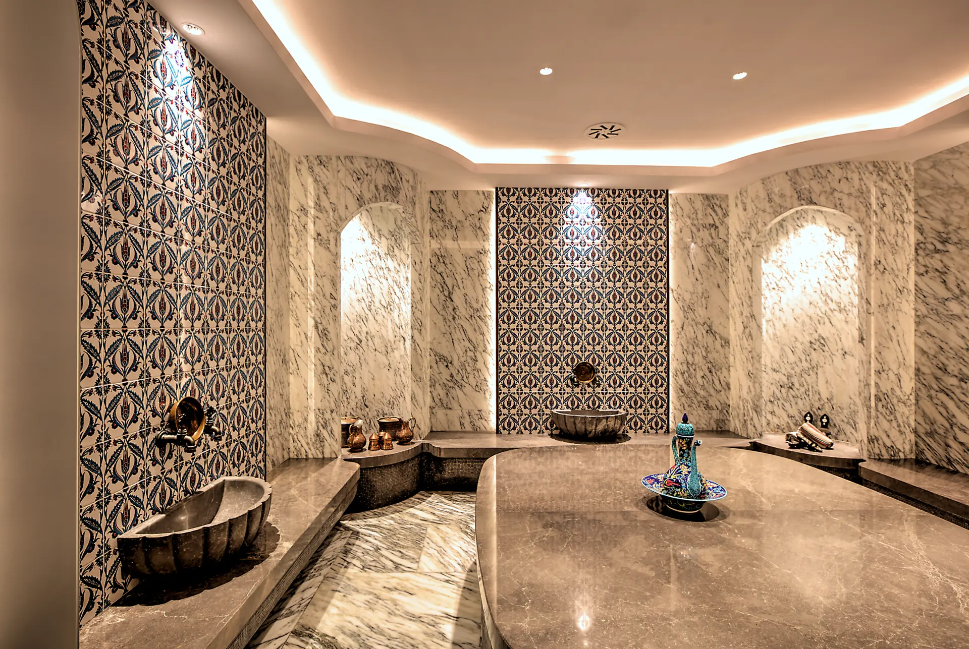 Four Seasons Hotels & Resorts